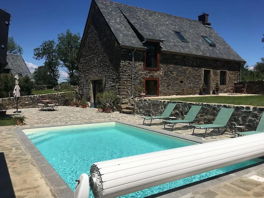 Gite Du Milan Royal Le Monteil  0*, Le Monteil (Cantal) France
