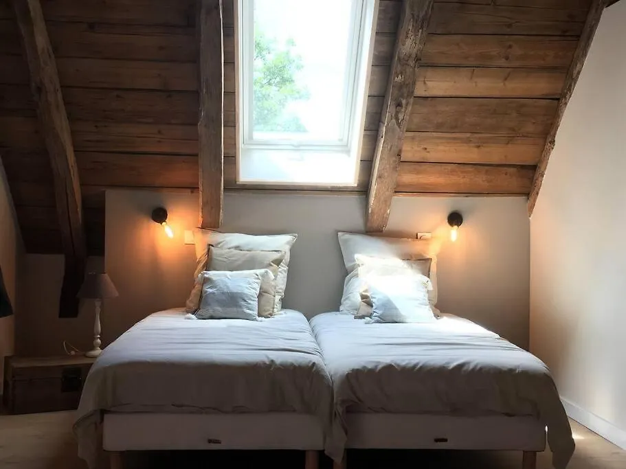 Gite Du Milan Royal Le Monteil  Holiday home Le Monteil (Cantal)