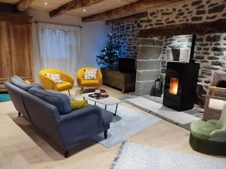 Gite Du Milan Royal Le Monteil  0*, Le Monteil (Cantal)